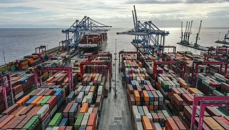 Kasım Ayında 7,3 Milyar Dolarlık Dış Ticaret Açığı Verildi